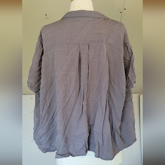 Womens Short Sleeve Button Up Shirt size XXL | Gray - Picture 5 of 7